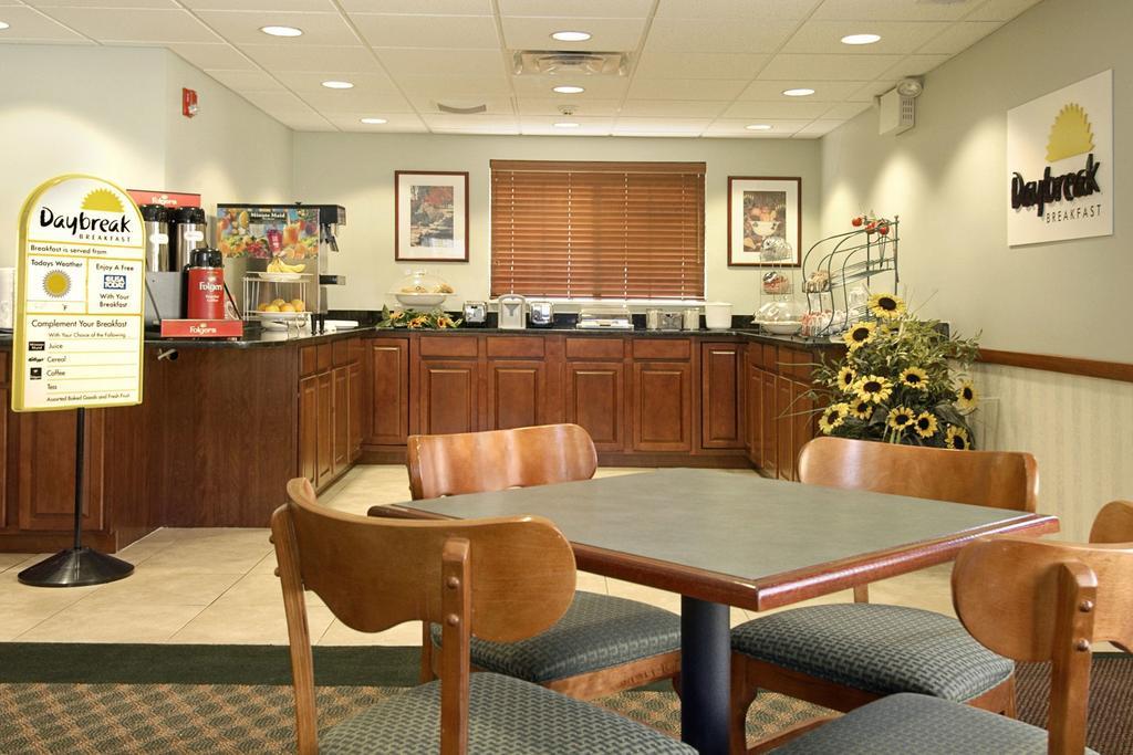 Days Inn & Suites By Wyndham Cherry Hill - Philadelphia Restaurante foto